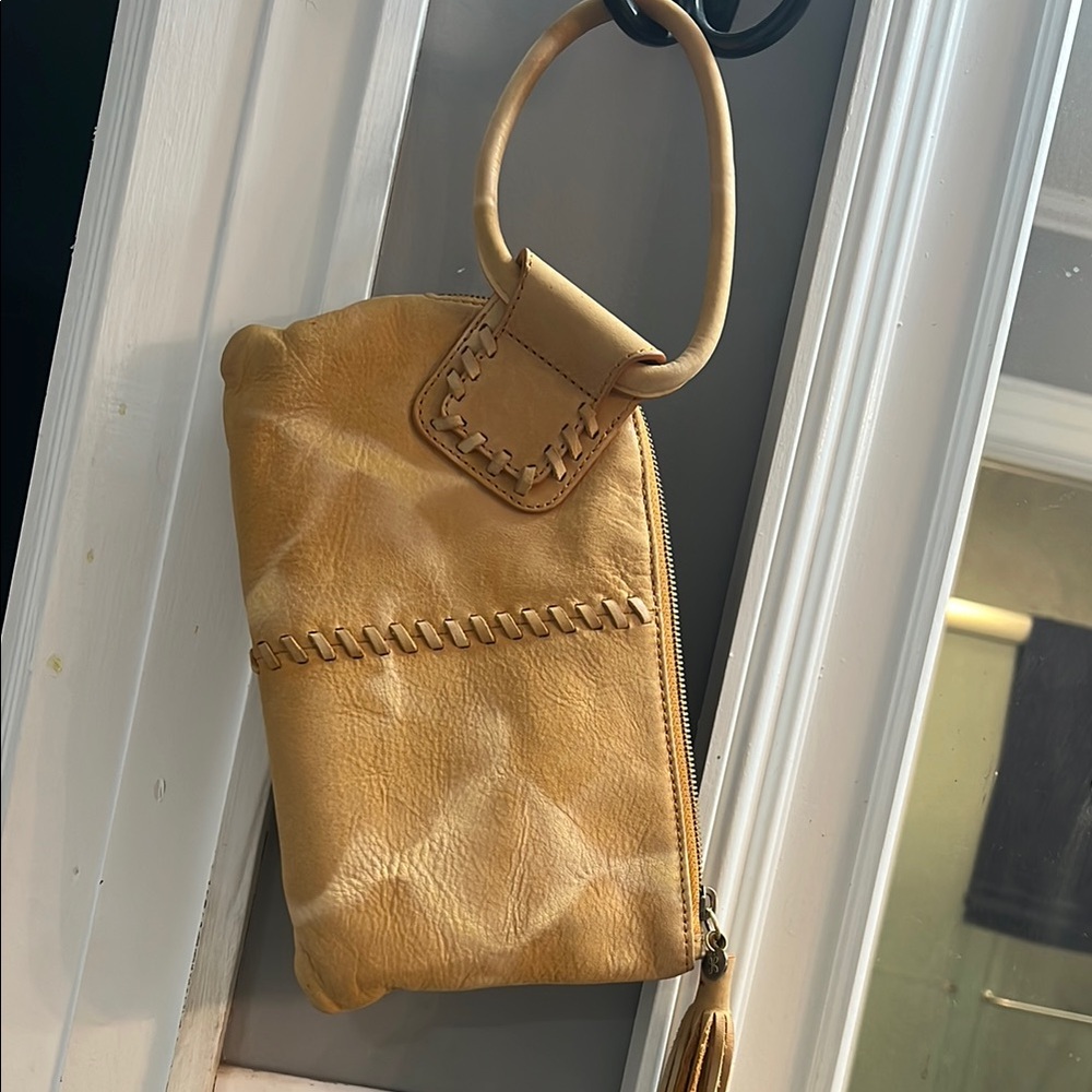 Hobo Tan Leather clutch. Like new